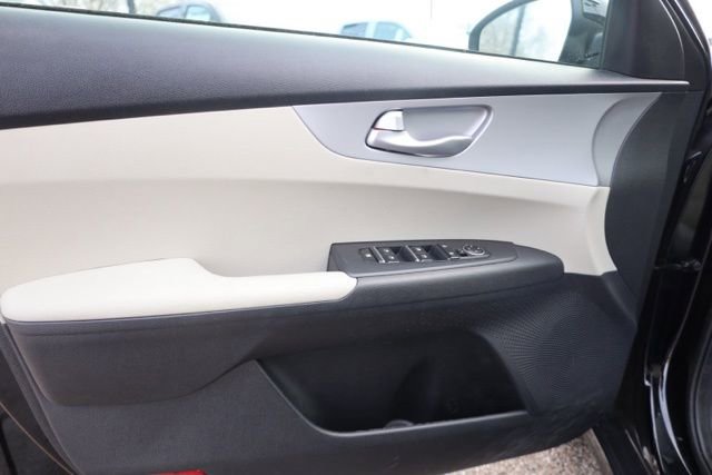 Certified 2023 Kia Forte LXS w/ LXS Technology Package image 15