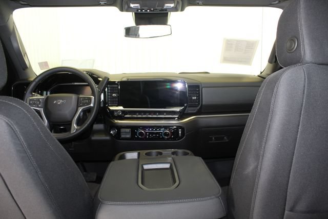 Used 2026 Chevrolet Silverado 1500 RST w/ RST Select Package AWD/4WD image 18