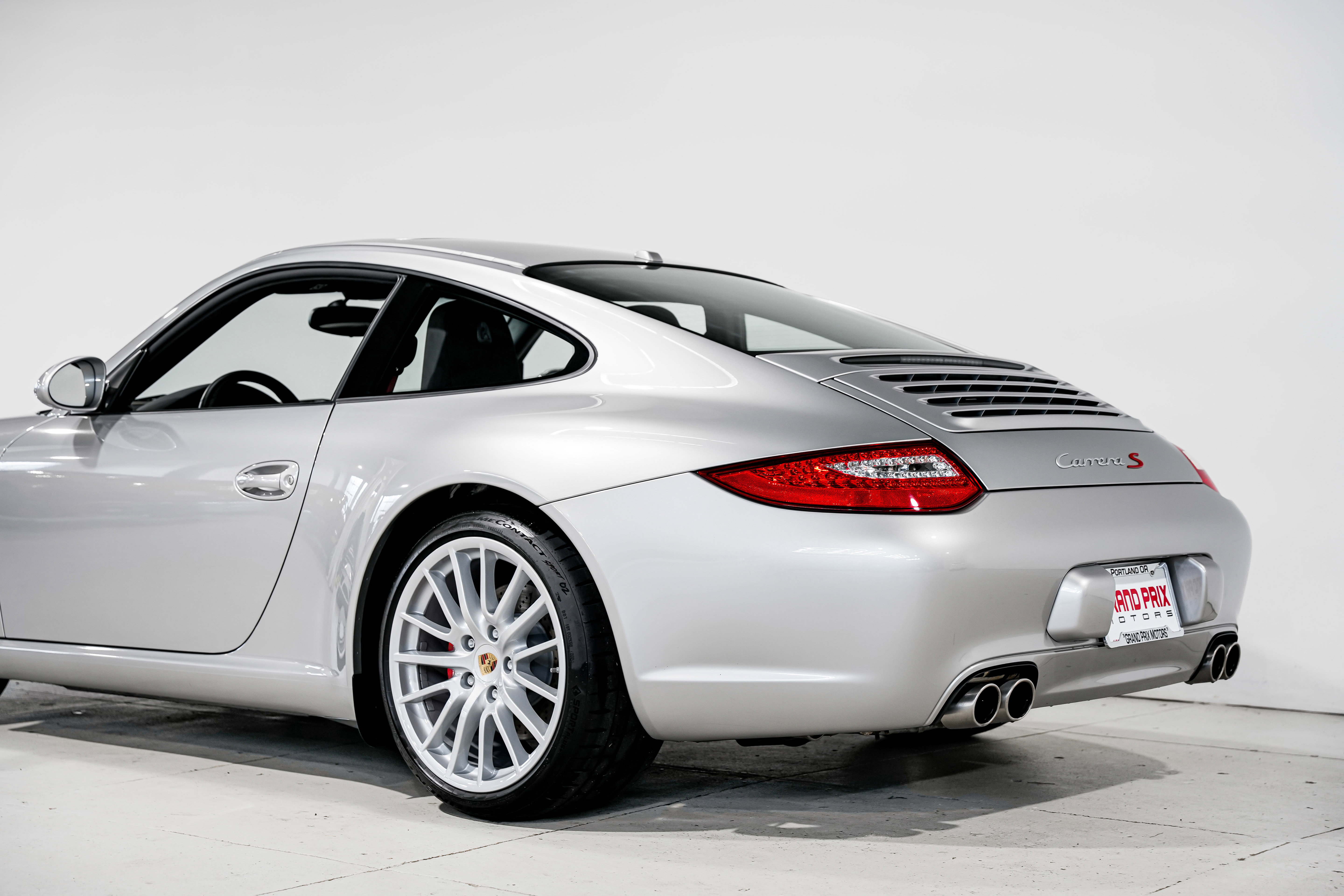 Used 2010 Porsche 911 Carrera S image 37