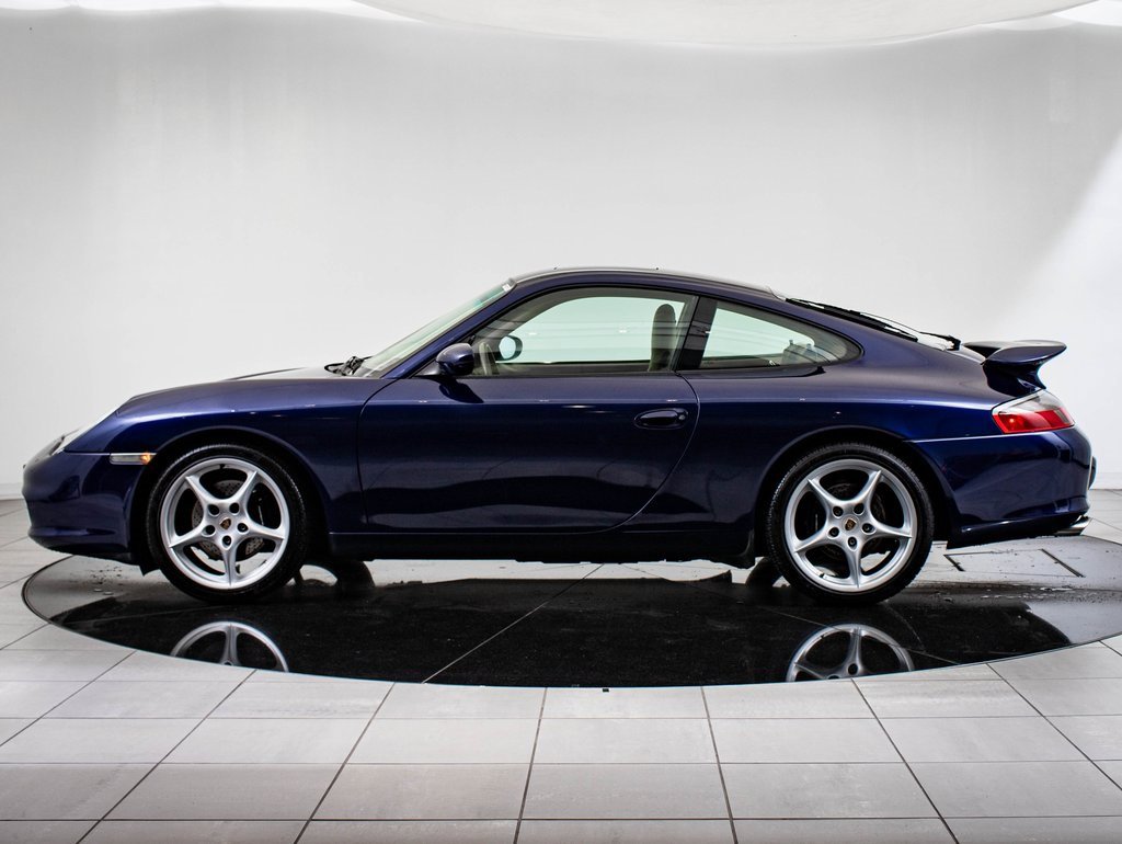 Used 2003 Porsche 911 Carrera image 2
