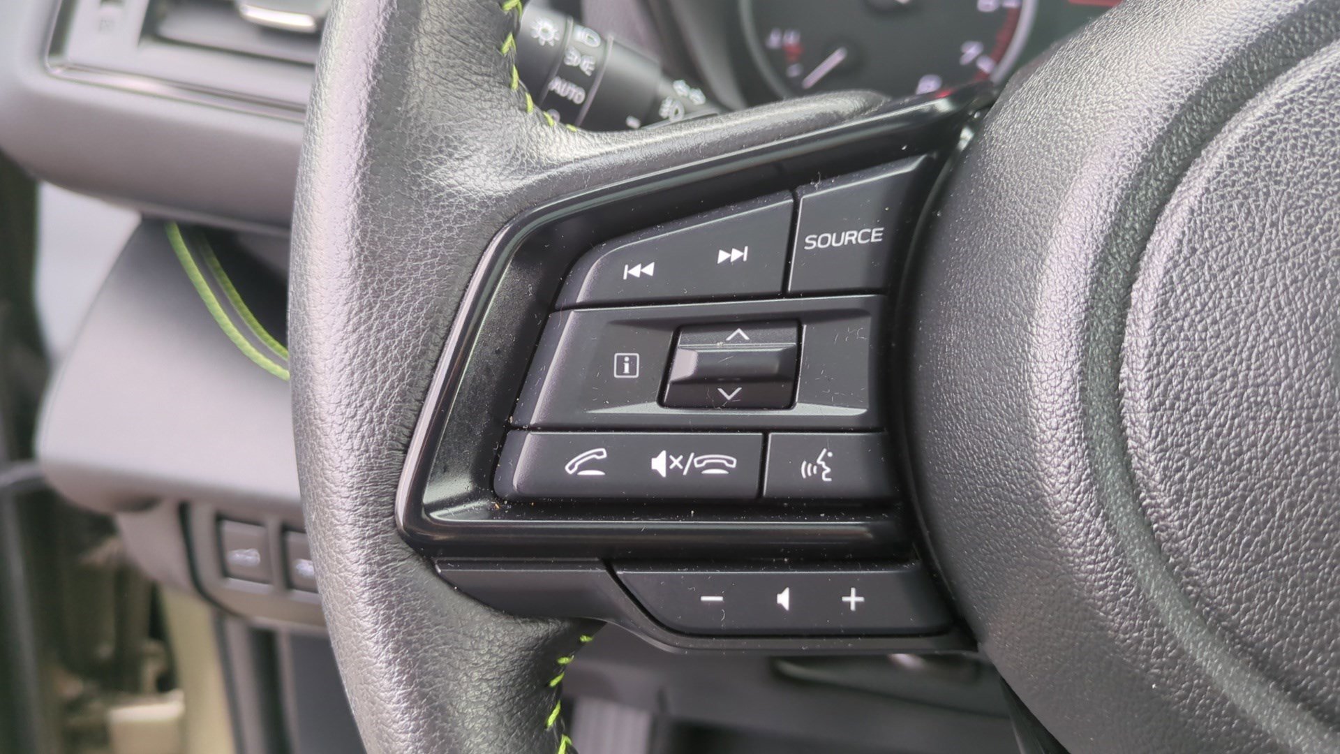 Used 2023 Subaru Ascent Onyx Edition image 17