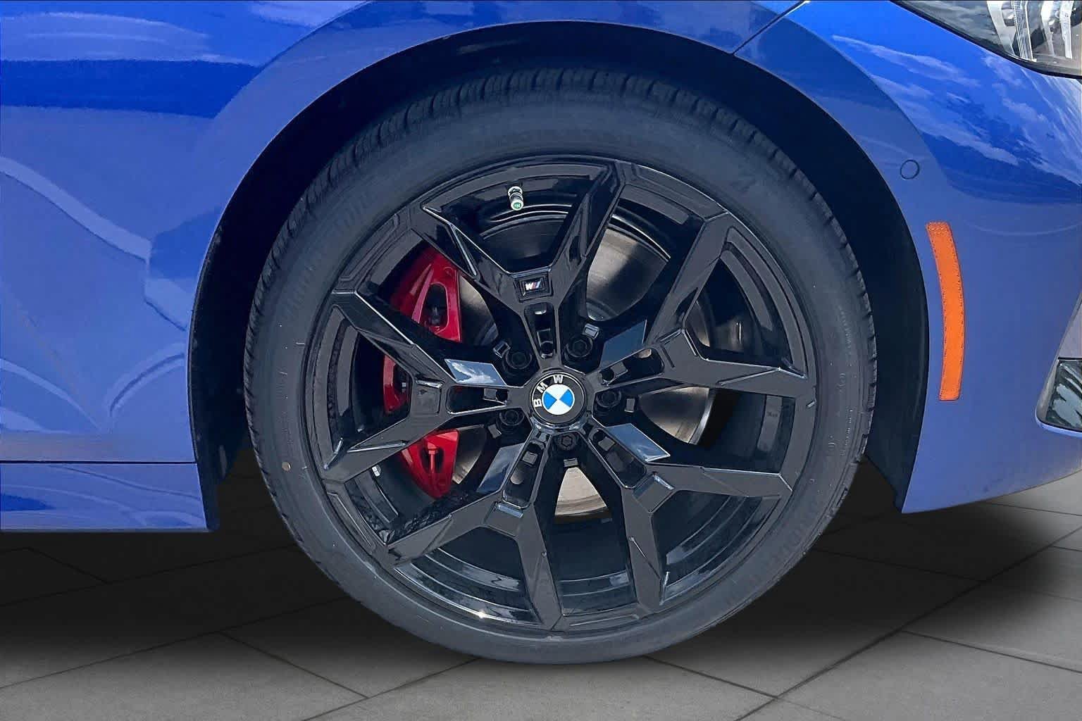 Used 2026 BMW 330i Sedan w/ M Sport Package RWD image 10