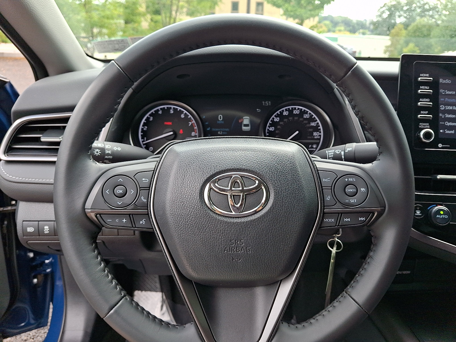Used 2024 Toyota Camry SE AWD/4WD image 21
