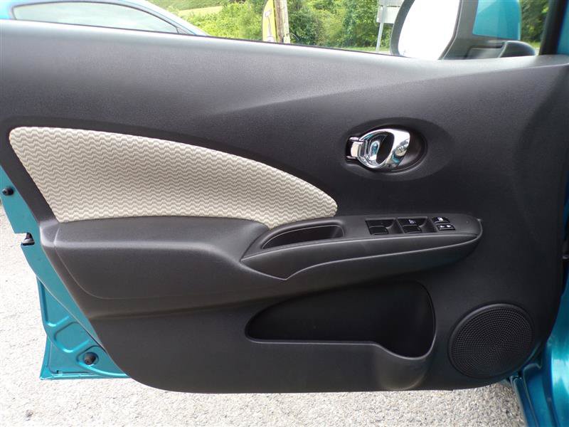 Used 2014 Nissan Versa Note SV FWD image 12