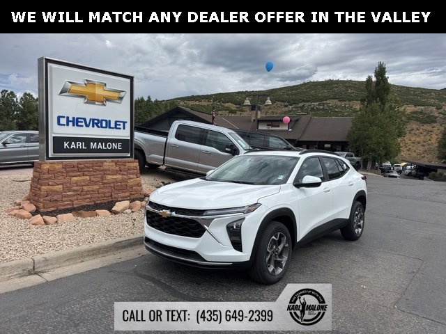 New 2026 Chevrolet Trax LT w/ Sunroof Package