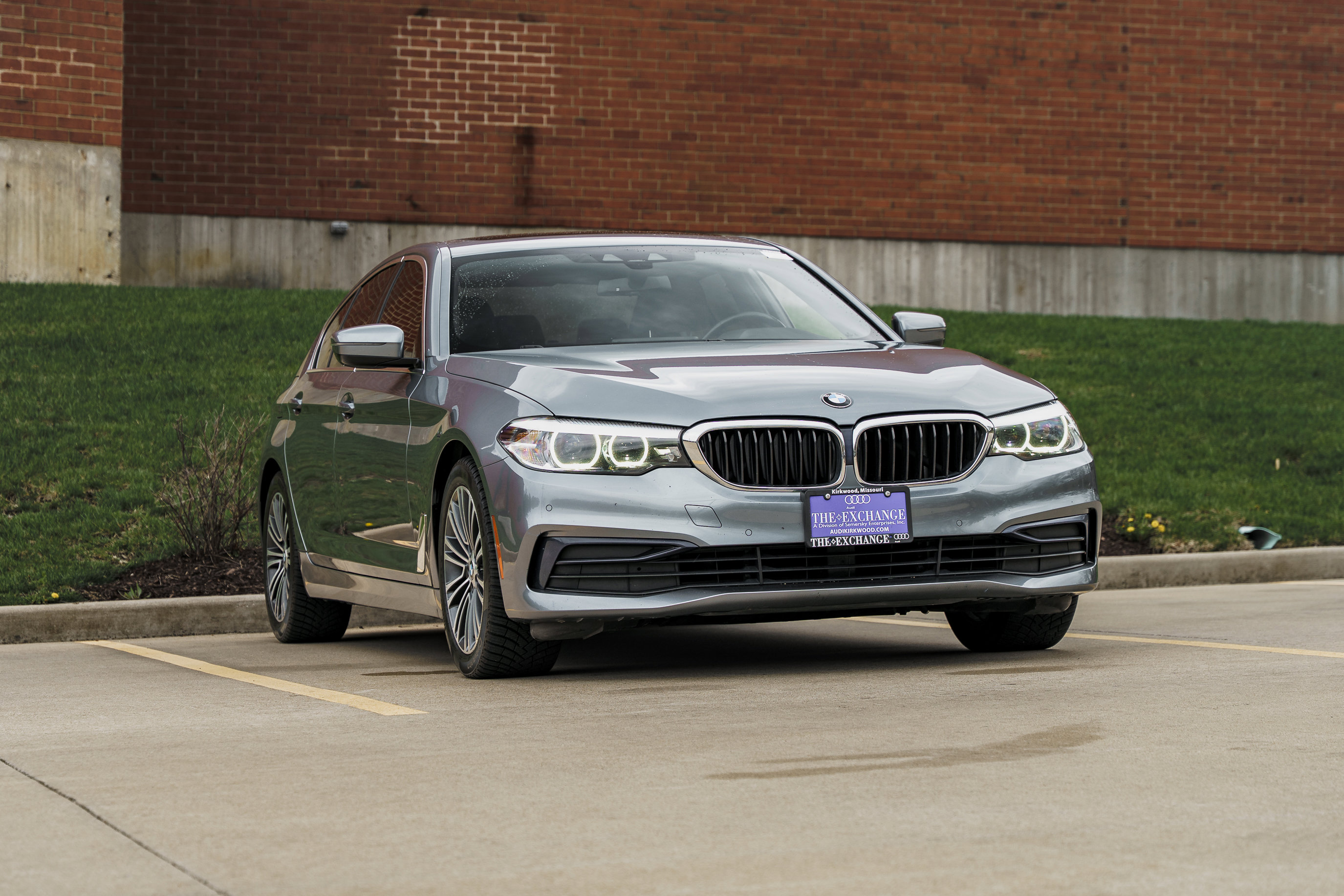 Used 2019 BMW 530i xDrive w/ Convenience Package image 1