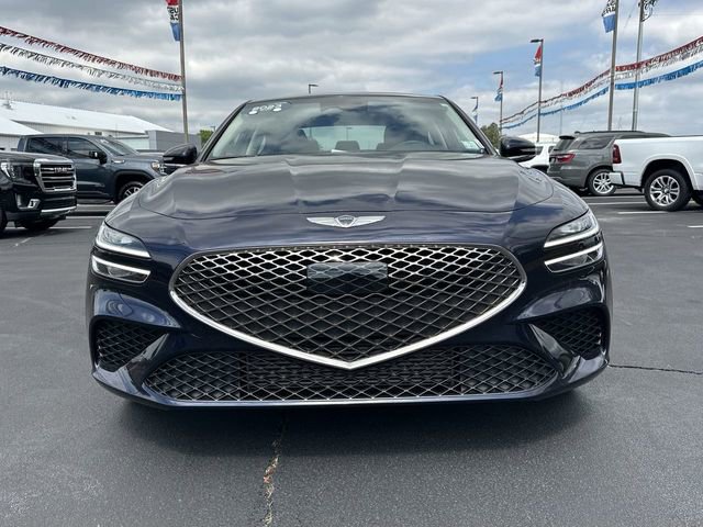 Used 2023 Genesis G70 2.0T image 3