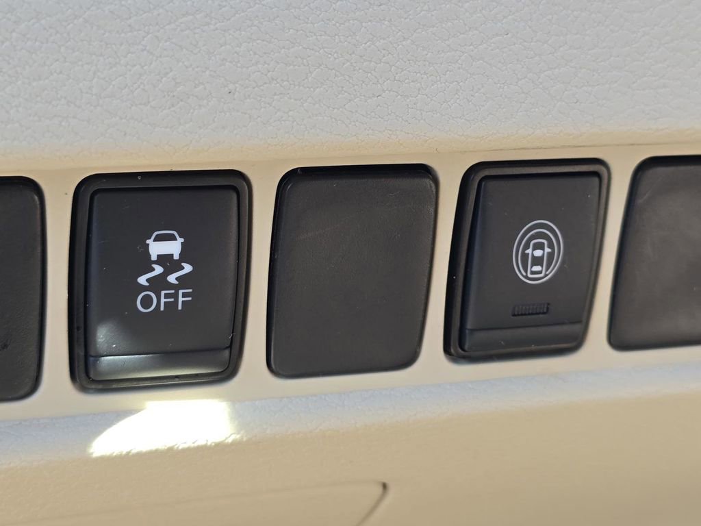 Used 2020 Nissan Murano SV image 8