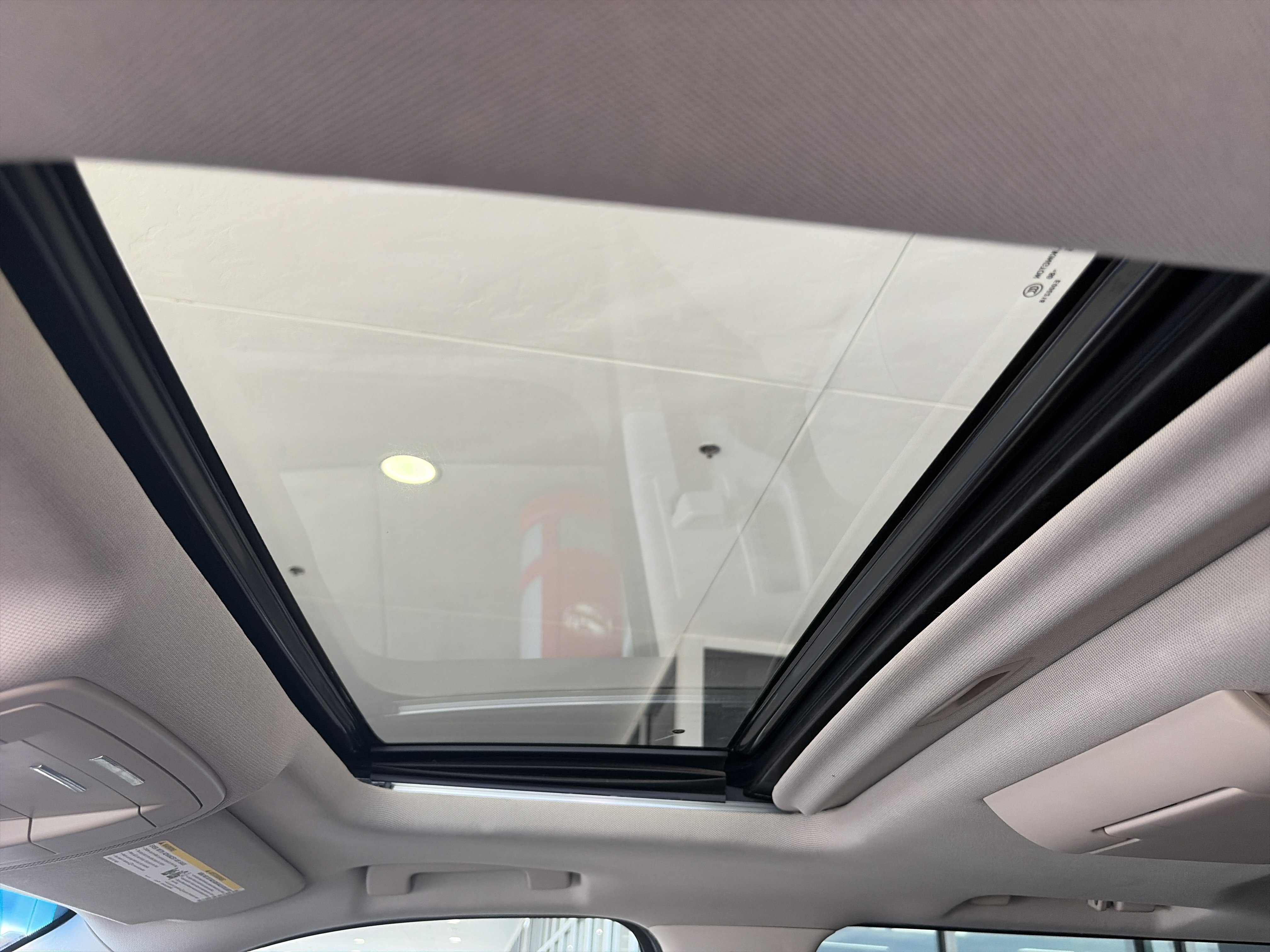 Used 2019 Chevrolet Suburban Premier AWD/4WD image 33