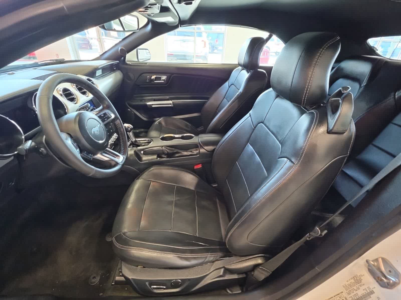 Used 2017 Ford Mustang Premium RWD image 16