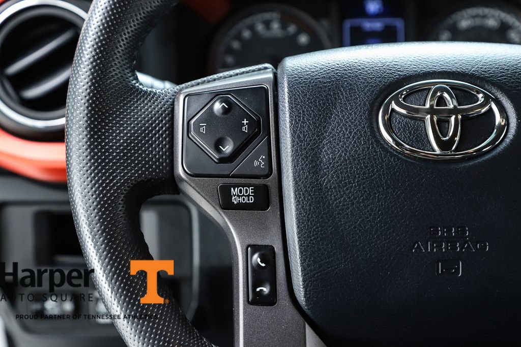 Used 2018 Toyota Tacoma TRD Off-Road image 21