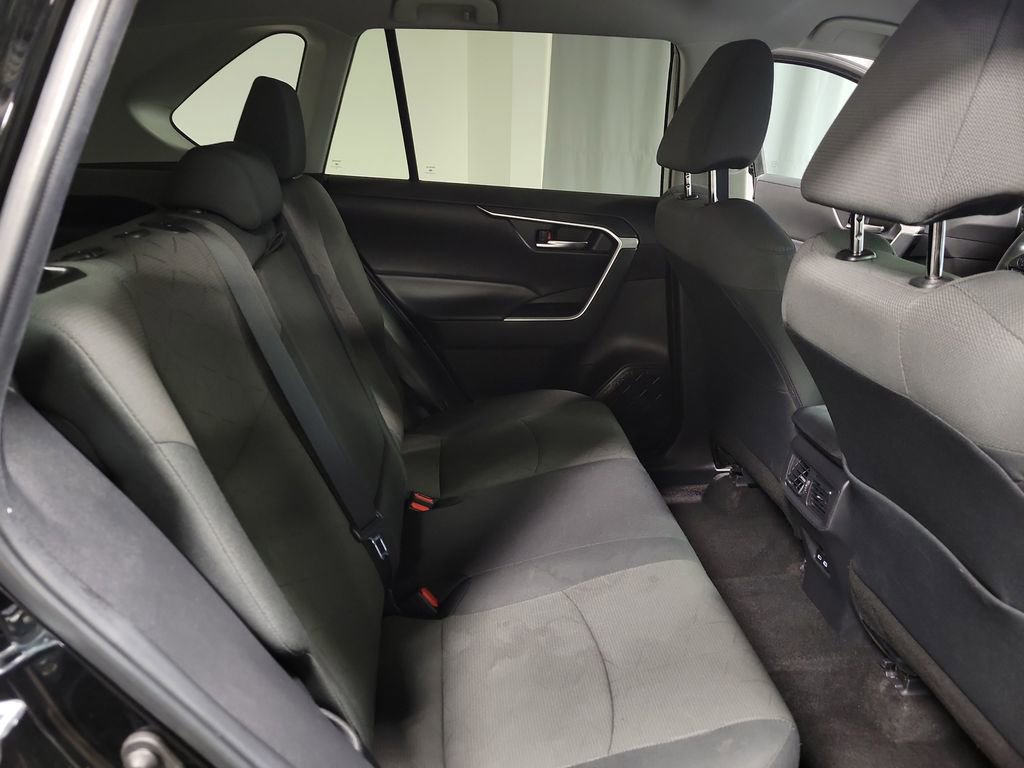 Used 2024 Toyota RAV4 XLE AWD/4WD image 21