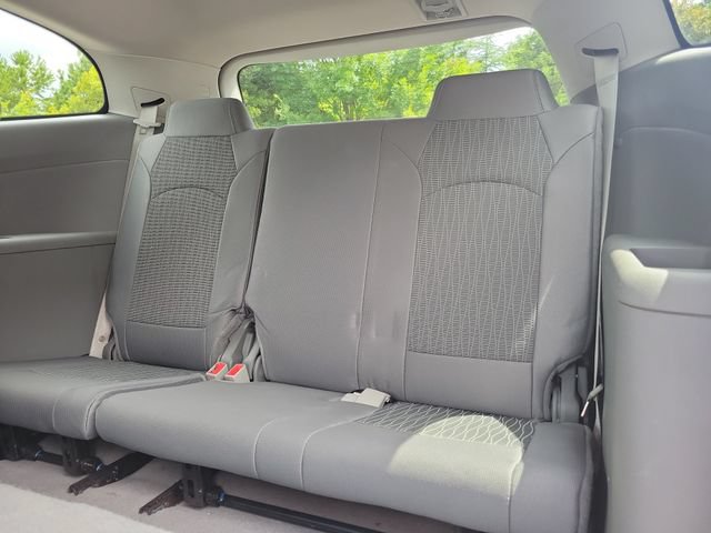 Used 2016 Chevrolet Traverse LS FWD image 10