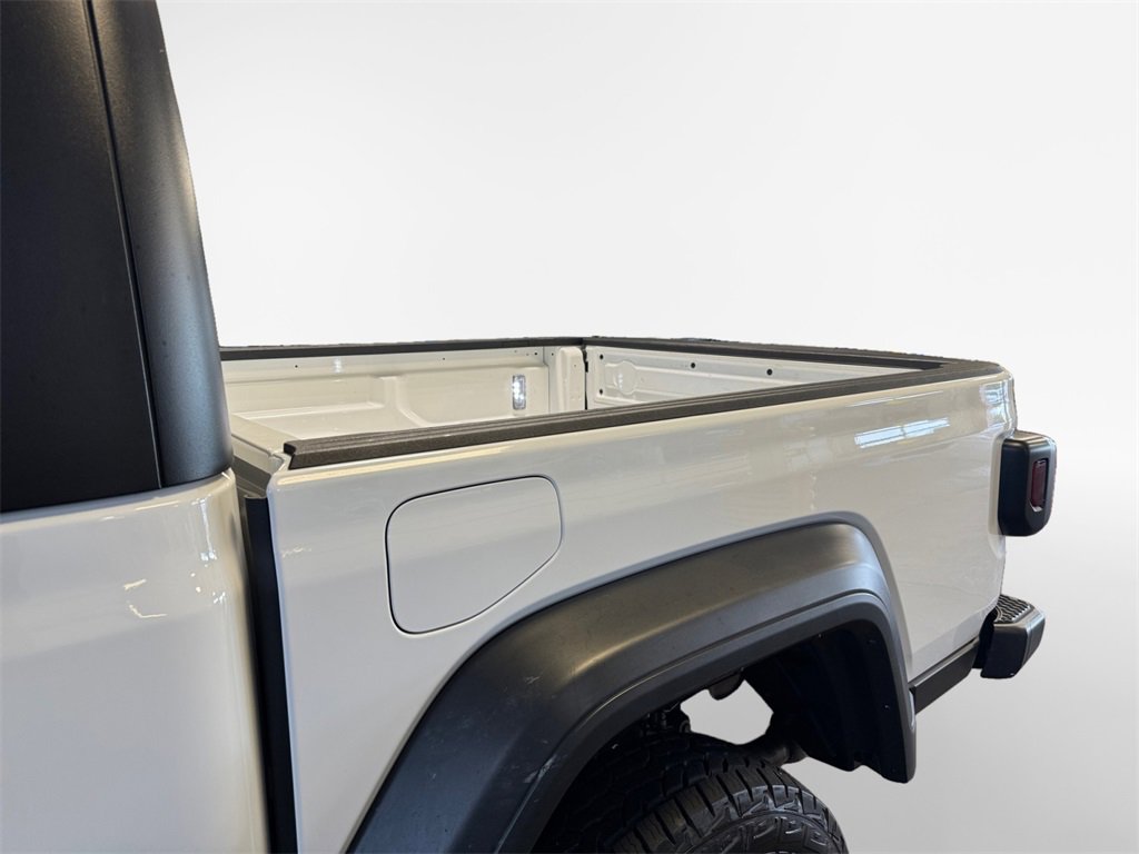Used 2023 Jeep Gladiator Sport image 25