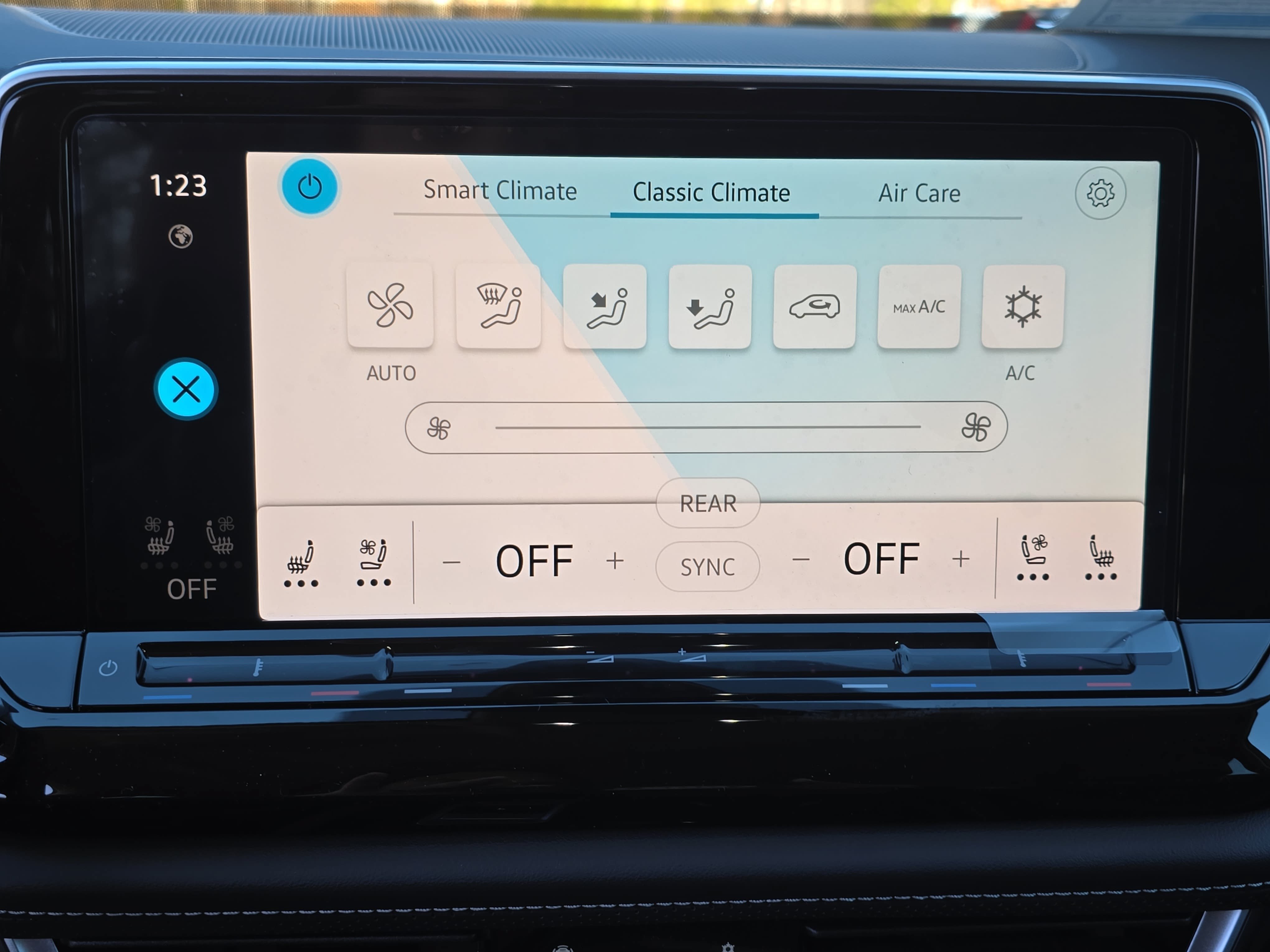 New 2026 Volkswagen Atlas SE AWD/4WD image 24