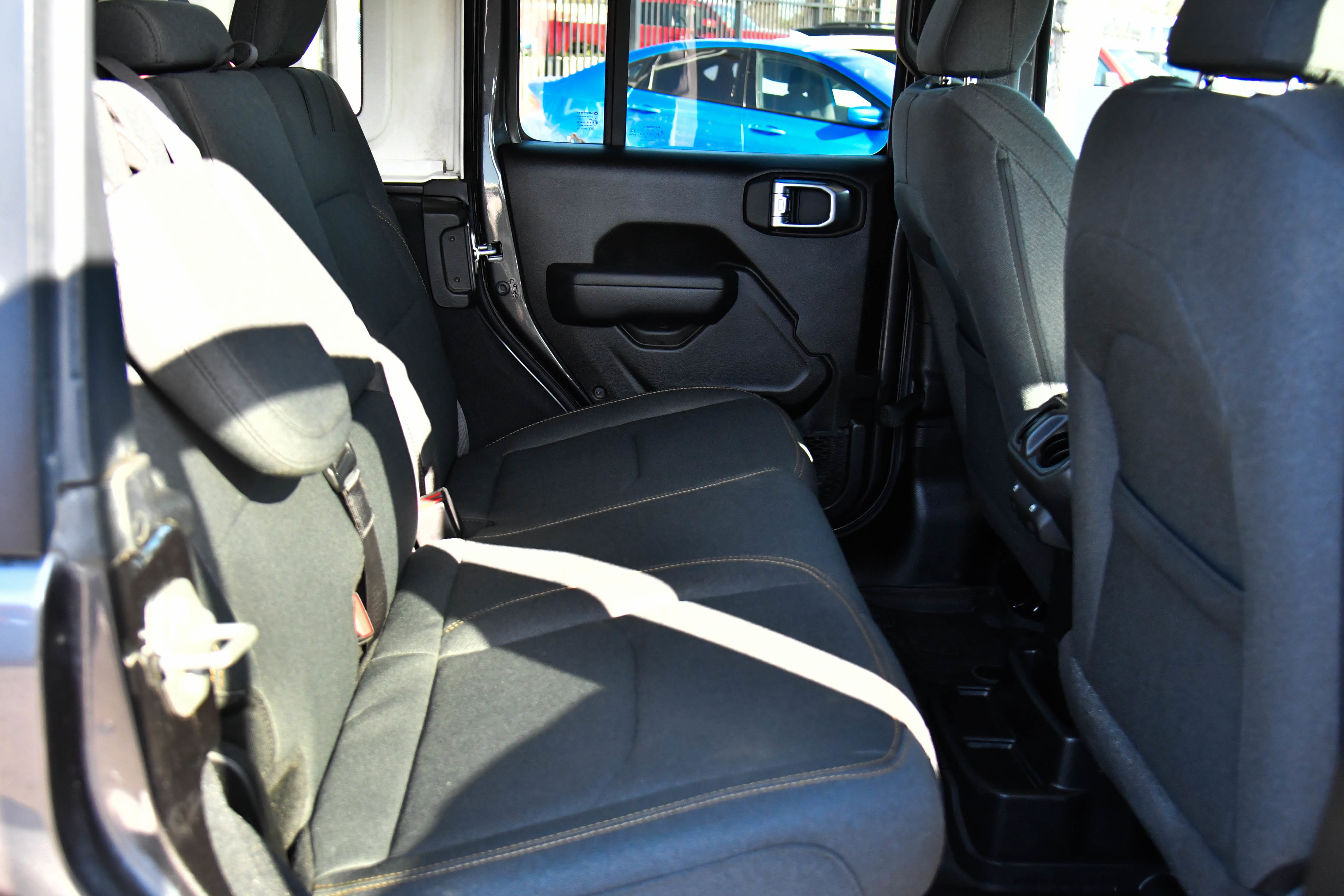 Used 2024 Jeep Wrangler Willys image 43