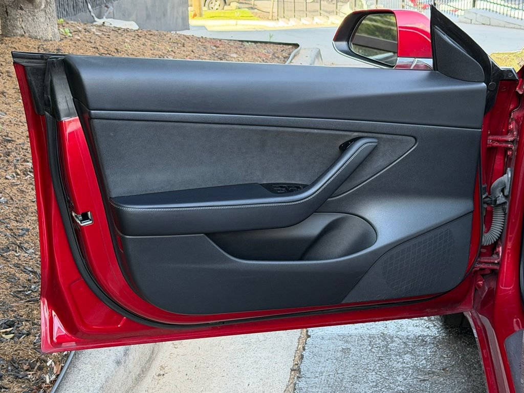 Used 2020 Tesla Model 3 Standard Range RWD image 28
