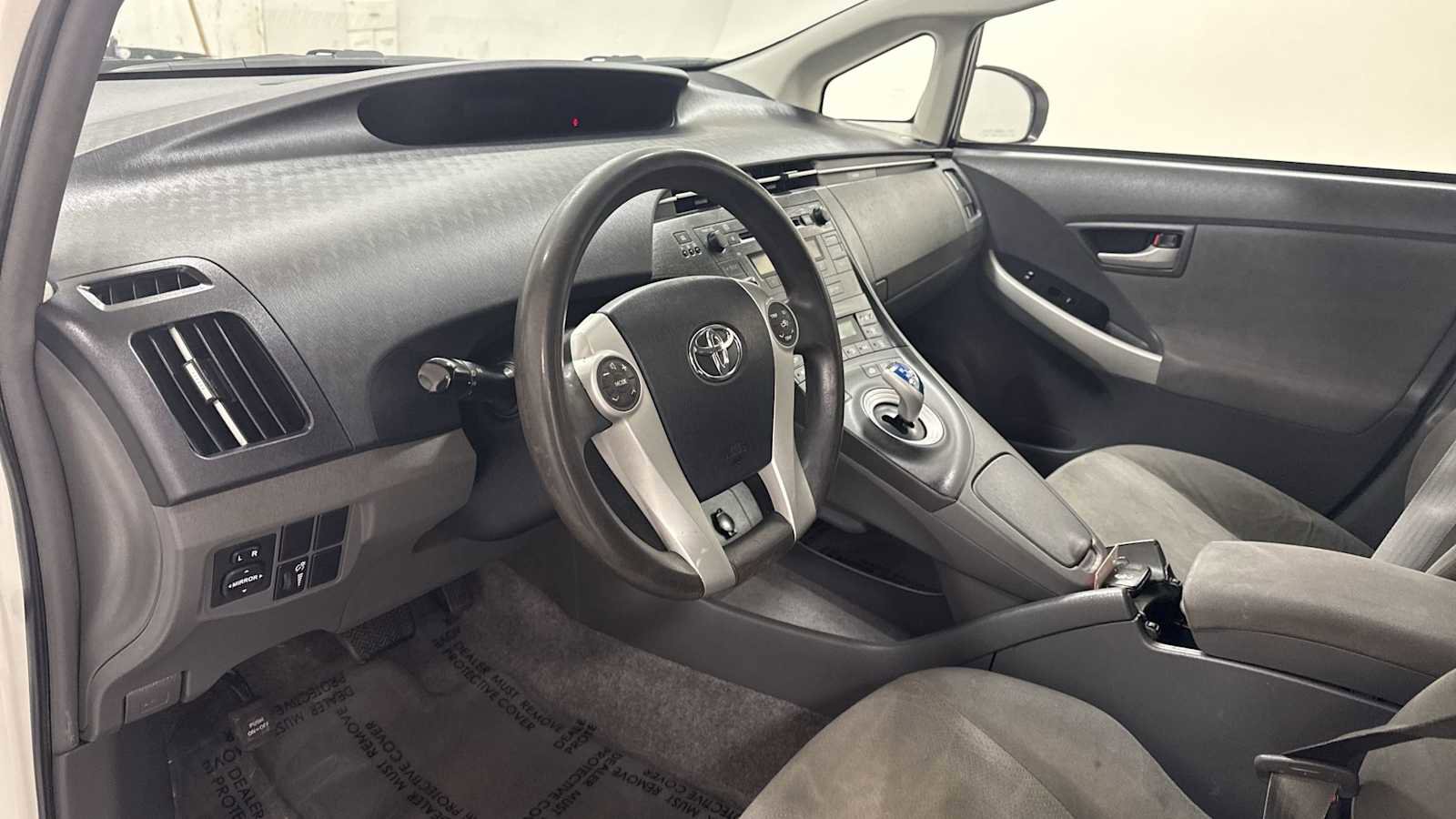 Used 2010 Toyota Prius Two image 12