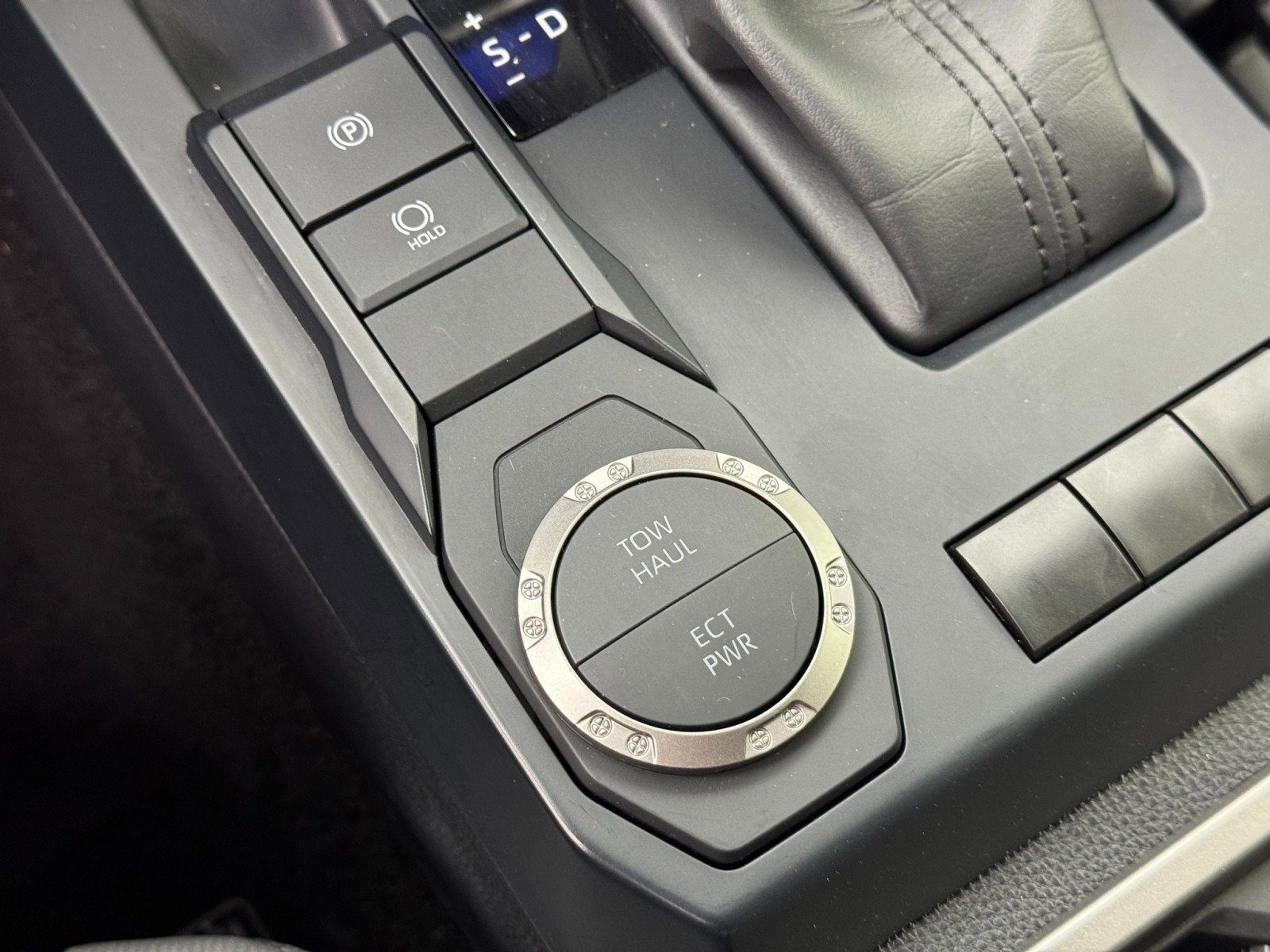 Used 2024 Toyota Tacoma SR5 image 30