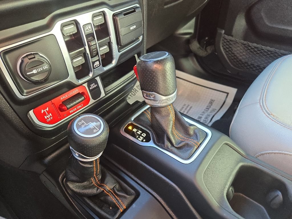 Used 2023 Jeep Gladiator Mojave w/ Cold Weather Group AWD/4WD image 69