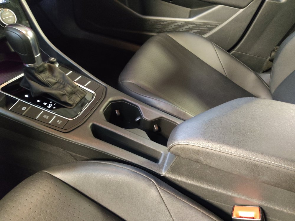 Used 2019 Volkswagen Jetta SEL image 26