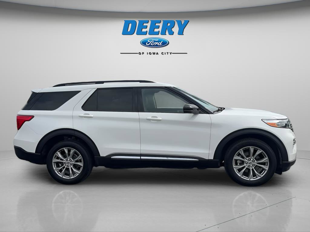 Certified 2024 Ford Explorer XLT w/ Equipment Group 202A AWD/4WD image 8