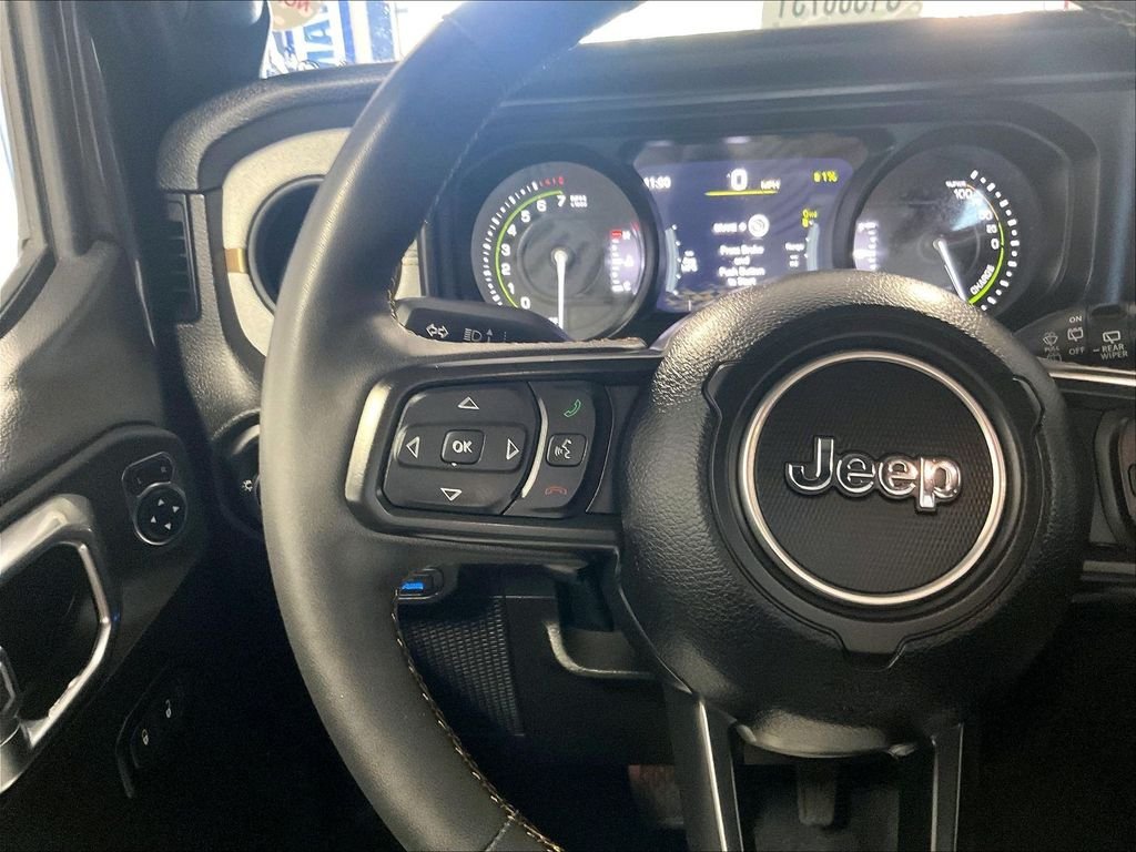 Used 2024 Jeep Wrangler Unlimited w/ Convenience Group AWD/4WD image 21
