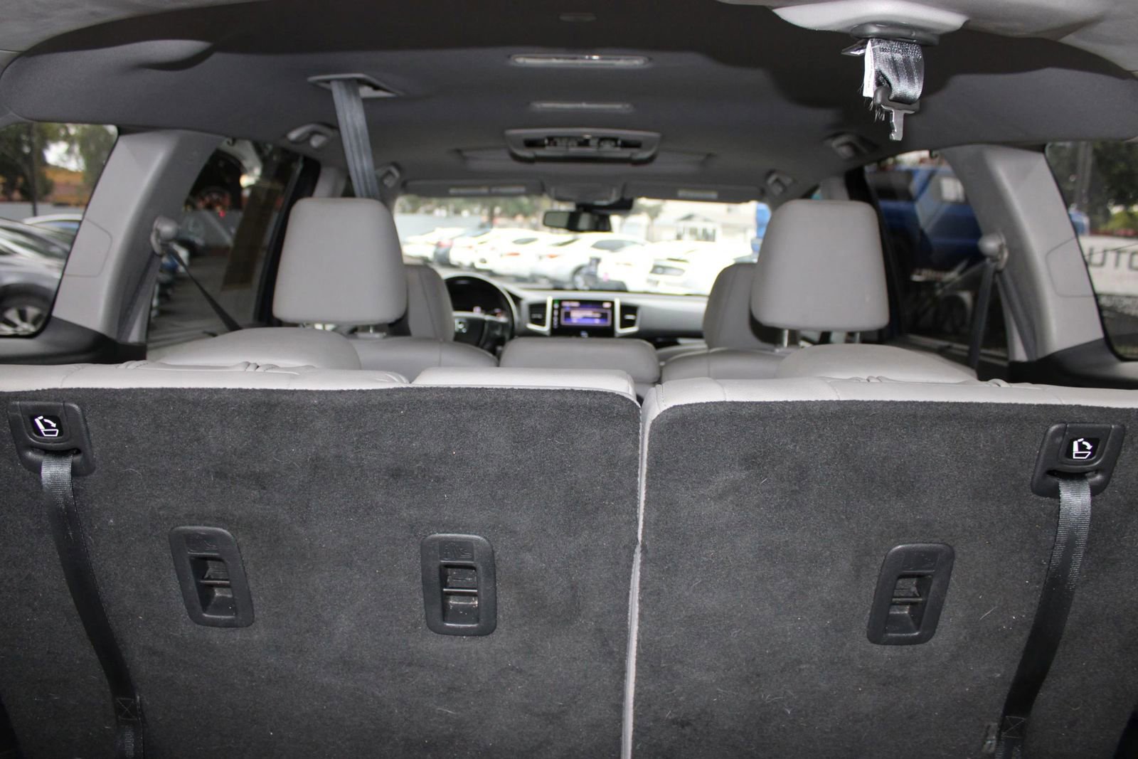 Used 2016 Honda Pilot Touring image 48