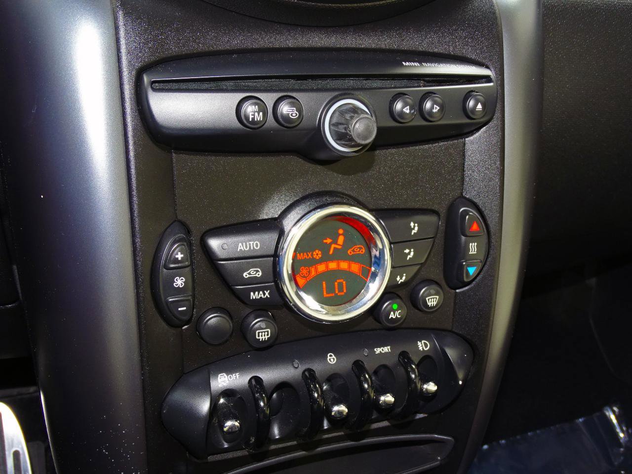 Used 2014 MINI Cooper Countryman S image 19