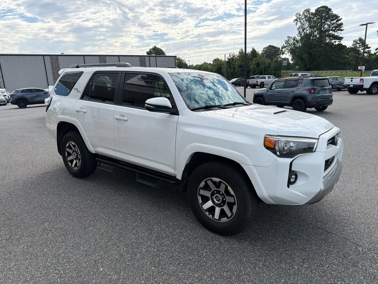 Used 2023 Toyota 4Runner TRD Off-Road Premium w/ Moonroof Package AWD/4WD image 11