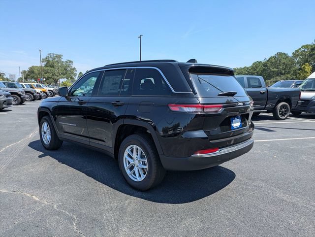 New 2026 Jeep Grand Cherokee Laredo X RWD image 6