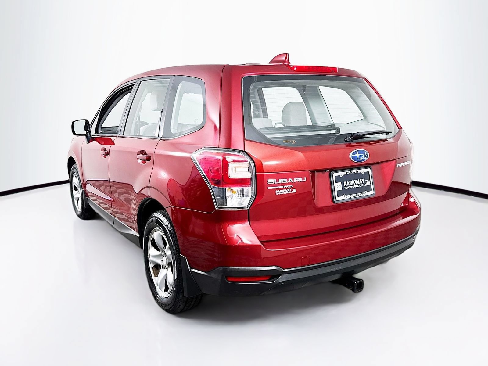 Used 2018 Subaru Forester 2.5i AWD/4WD image 5