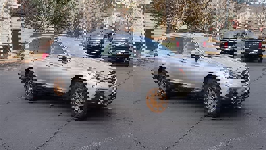 Used 2018 Subaru Outback 3.6R Limited image 2