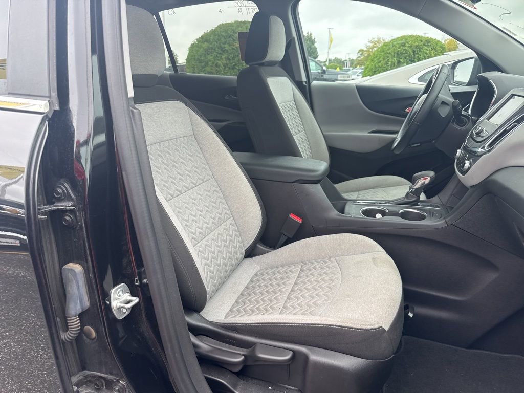 Used 2024 Chevrolet Equinox LT image 16
