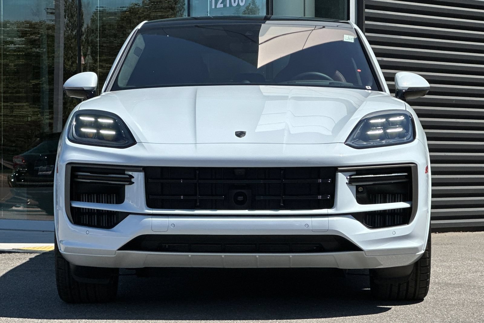 New 2025 Porsche Cayenne Turbo AWD/4WD image 11