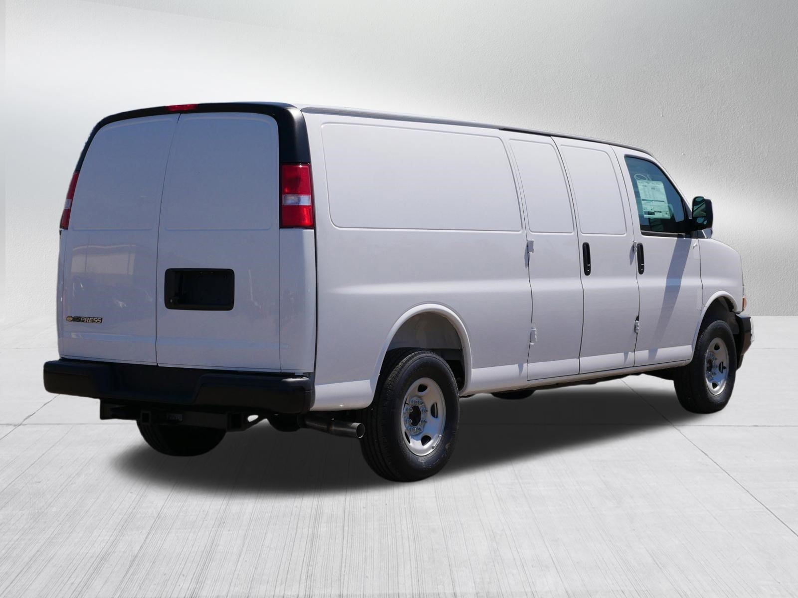 New 2026 Chevrolet Express 3500 Extended w/ Driver Convenience Package RWD image 5