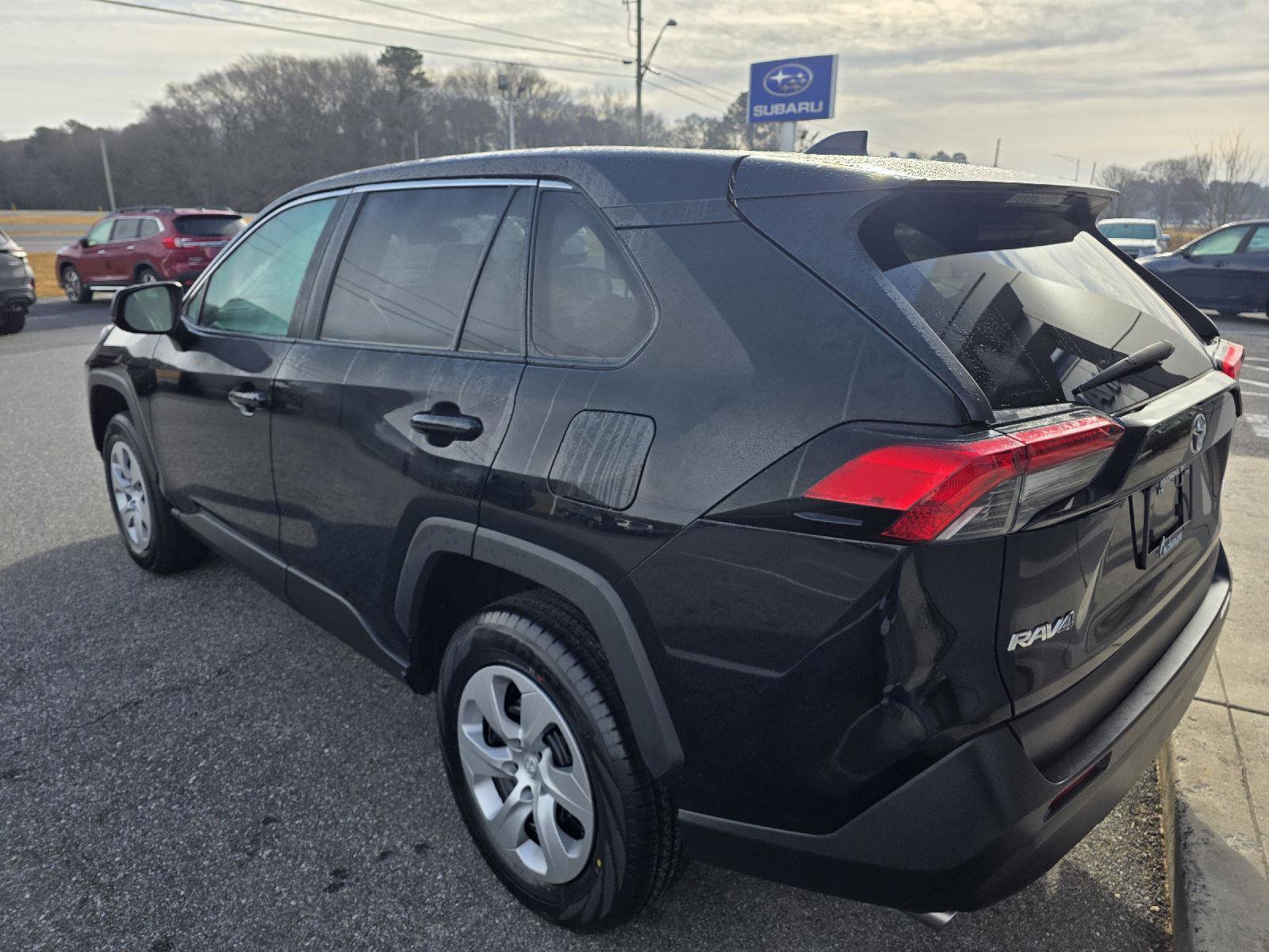 Used 2024 Toyota RAV4 LE image 7