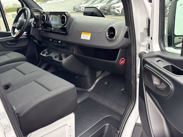 New 2026 Mercedes-Benz Sprinter 2500 image 24