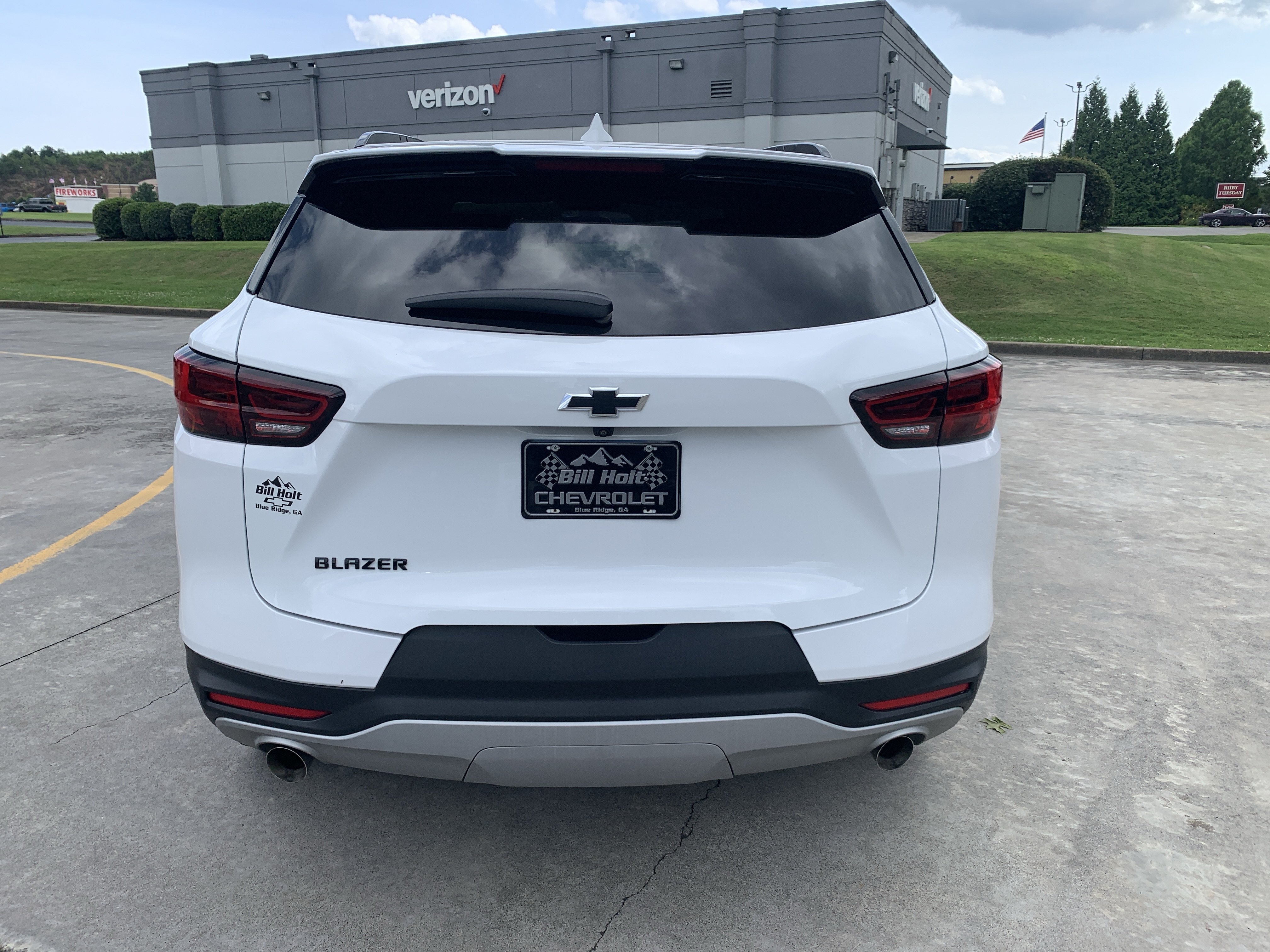 Used 2023 Chevrolet Blazer LT w/ Convenience Package FWD image 4