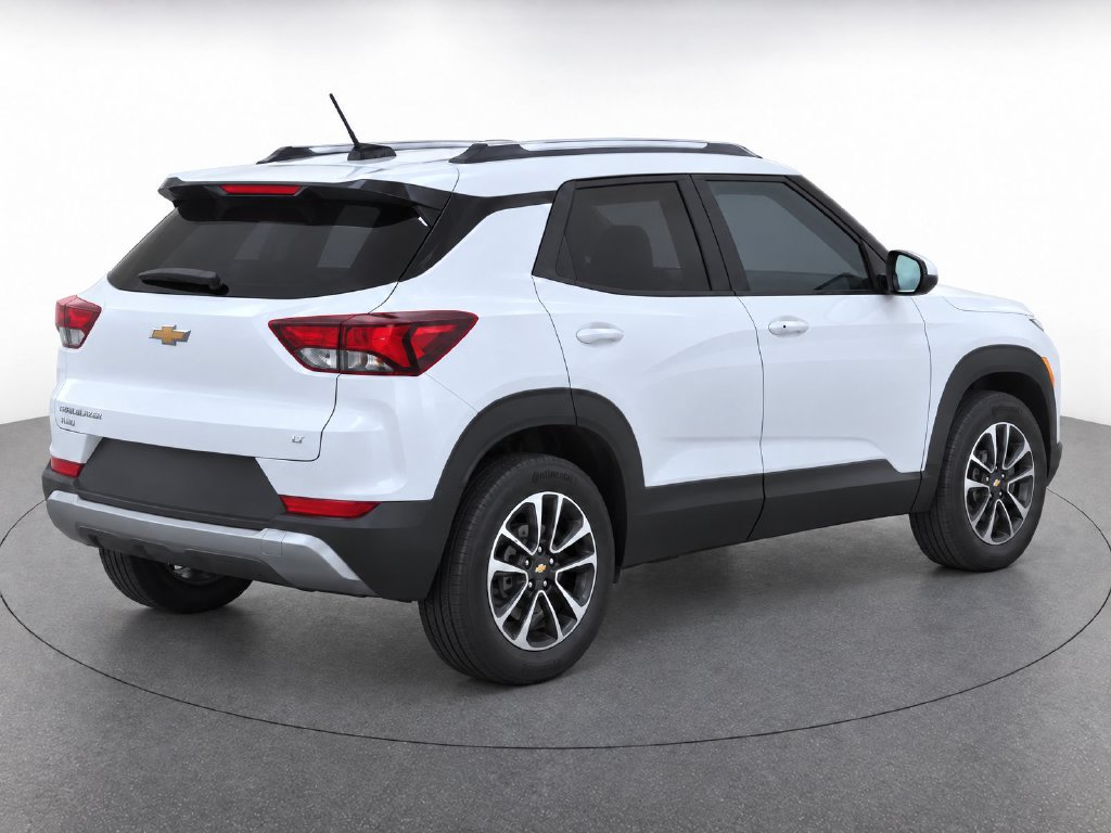 Used 2026 Chevrolet TrailBlazer LT AWD/4WD image 9
