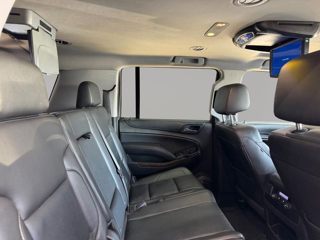 Used 2016 Chevrolet Suburban LT RWD image 25