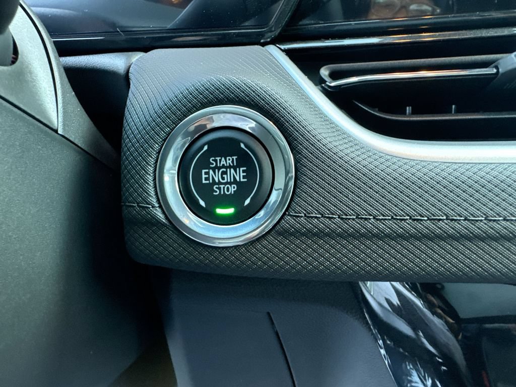 New 2026 Chevrolet TrailBlazer LT w/ LT Cold Weather Package FWD image 22