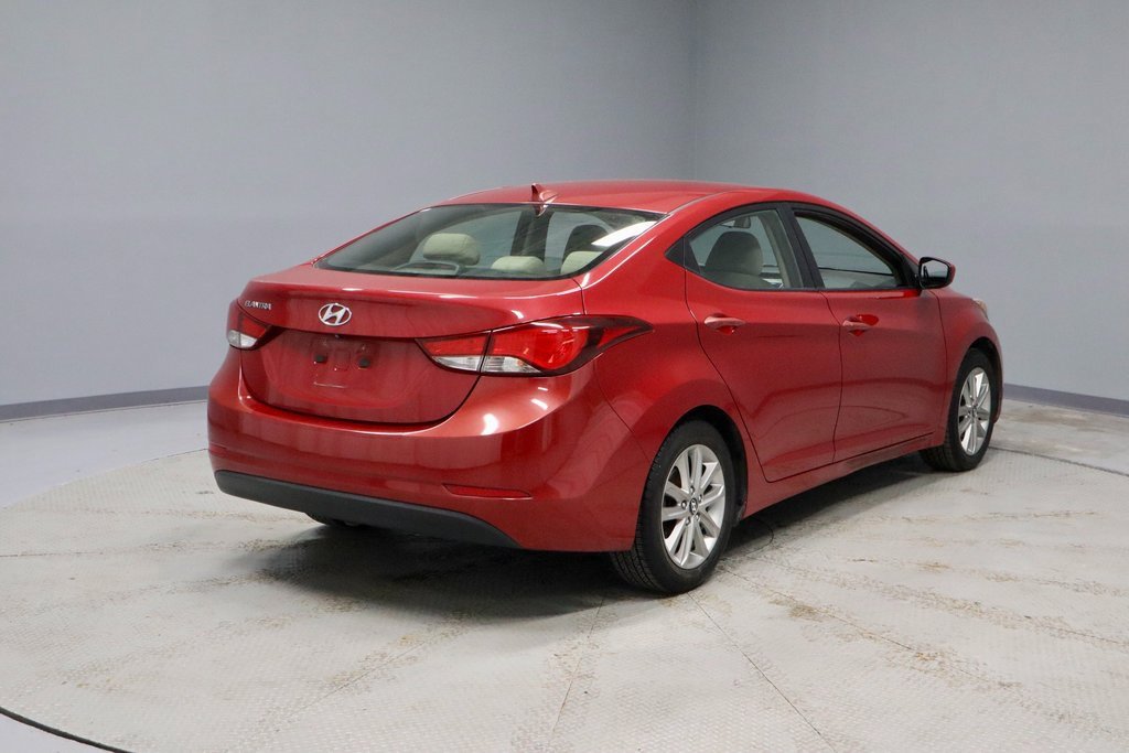 Used 2016 Hyundai Elantra SE w/ Option Group 02 image 11