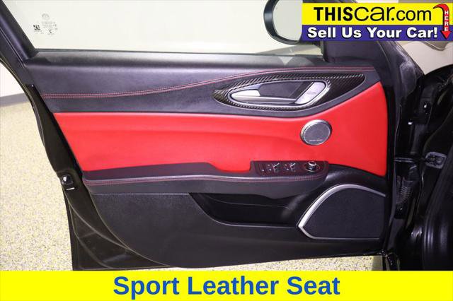 Used 2021 Alfa Romeo Giulia Ti Sport w/ Carbon Package AWD/4WD image 32