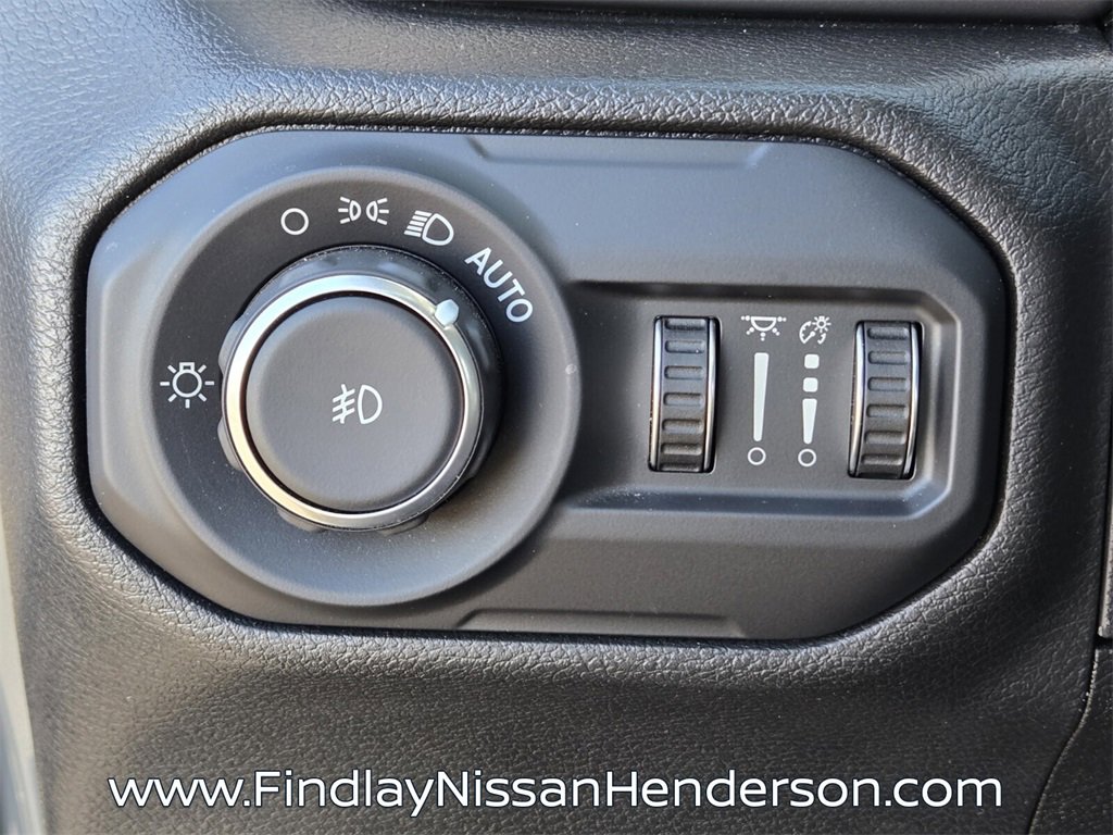 Used 2022 Jeep Wrangler Unlimited Sport image 19