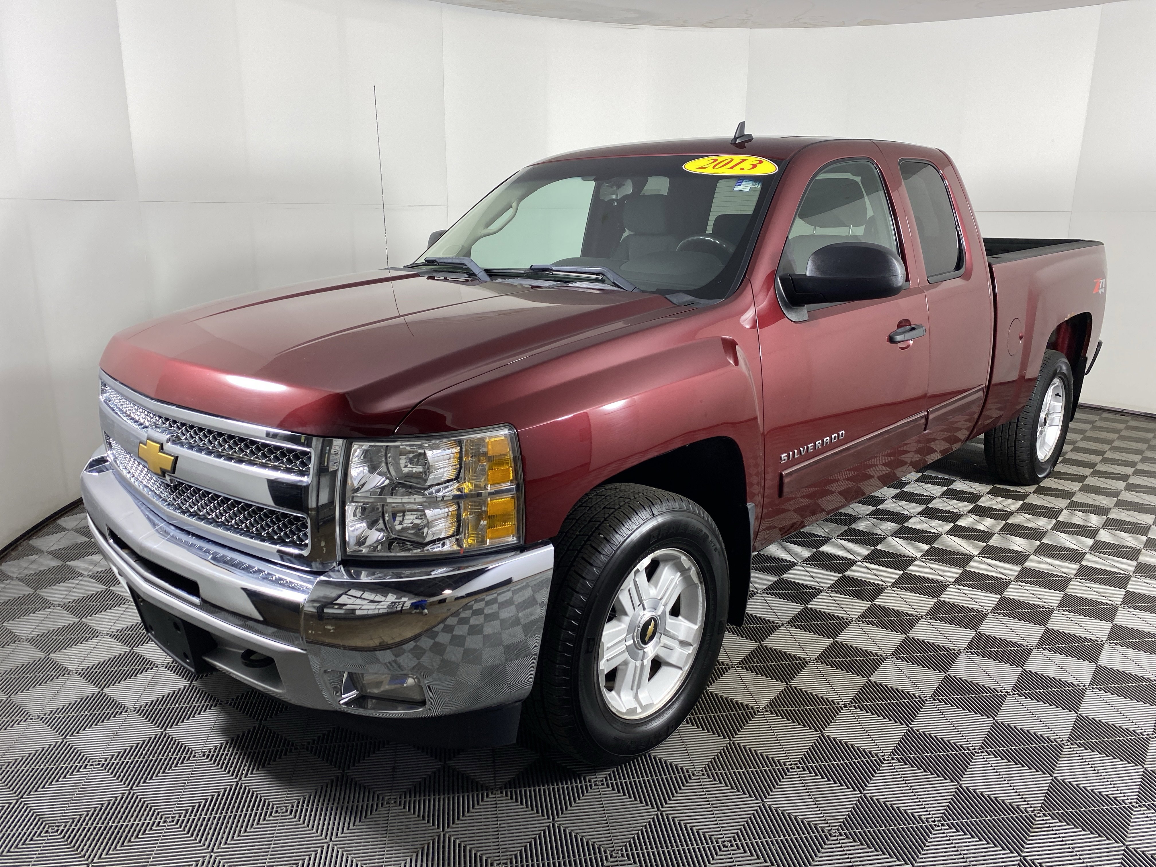Used 2013 Chevrolet Silverado 1500 LT w/ All-Star Edition AWD/4WD image 7