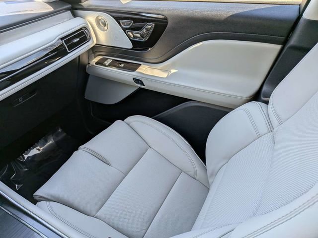 New 2026 Lincoln Aviator Reserve image 15