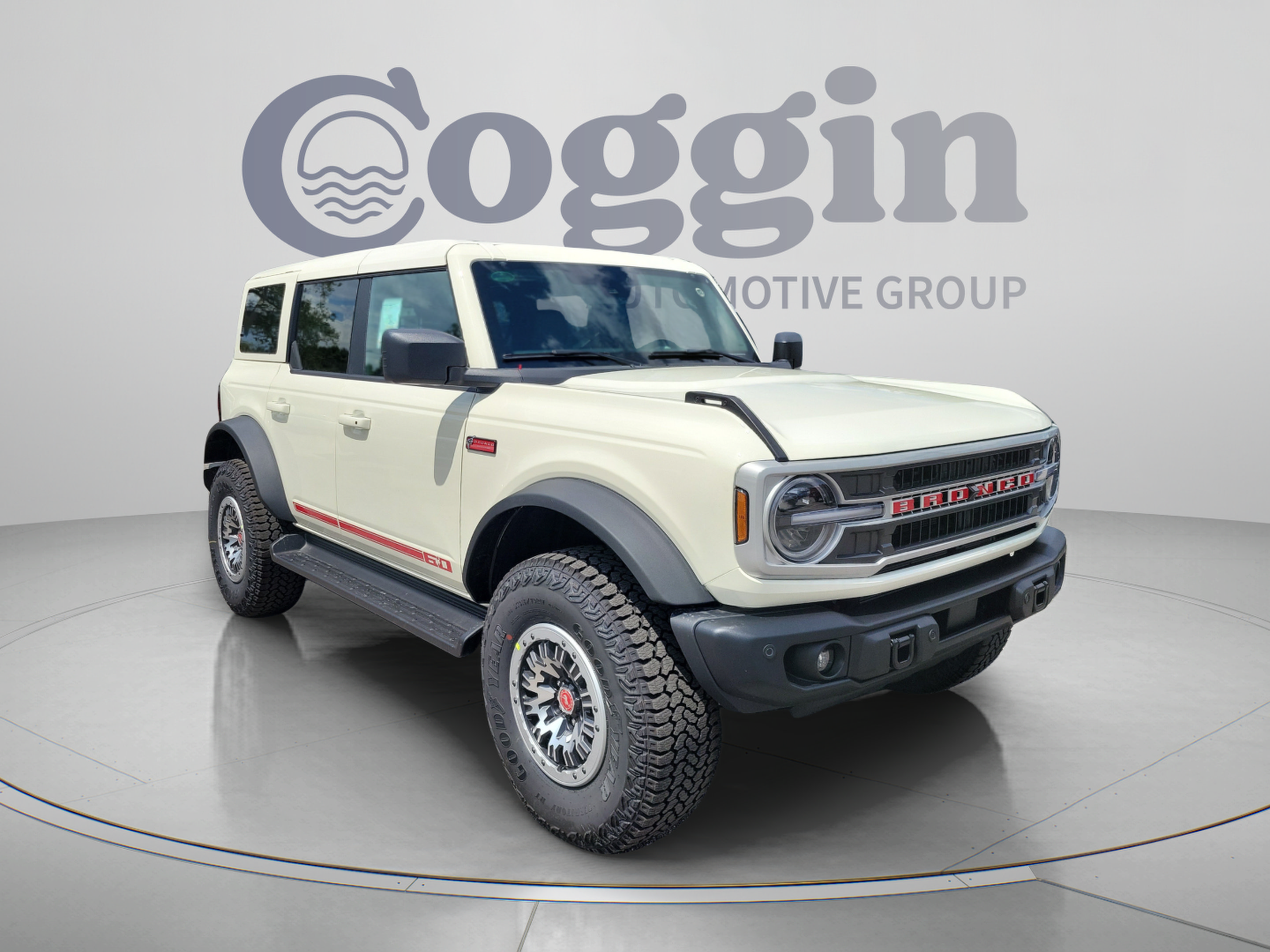 New 2026 Ford Bronco Outer Banks w/ Sasquatch Package AWD/4WD image 4