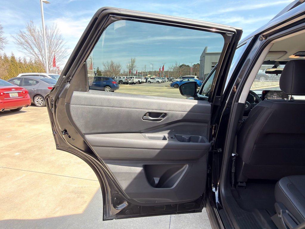 Certified 2025 Nissan Pathfinder SV w/ Cargo Package image 22