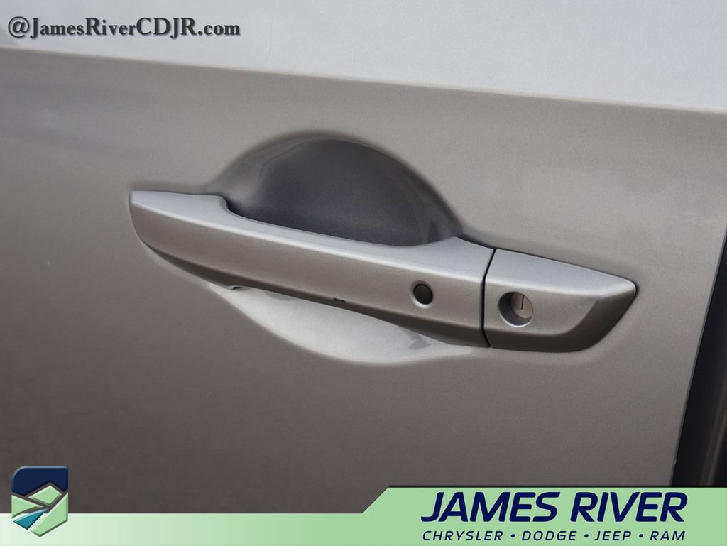 Used 2025 Honda Odyssey EX-L image 19